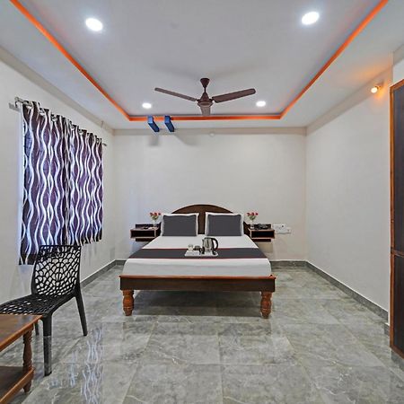 Capital O Lakshmi Residency Hotel Тирупати Екстериор снимка