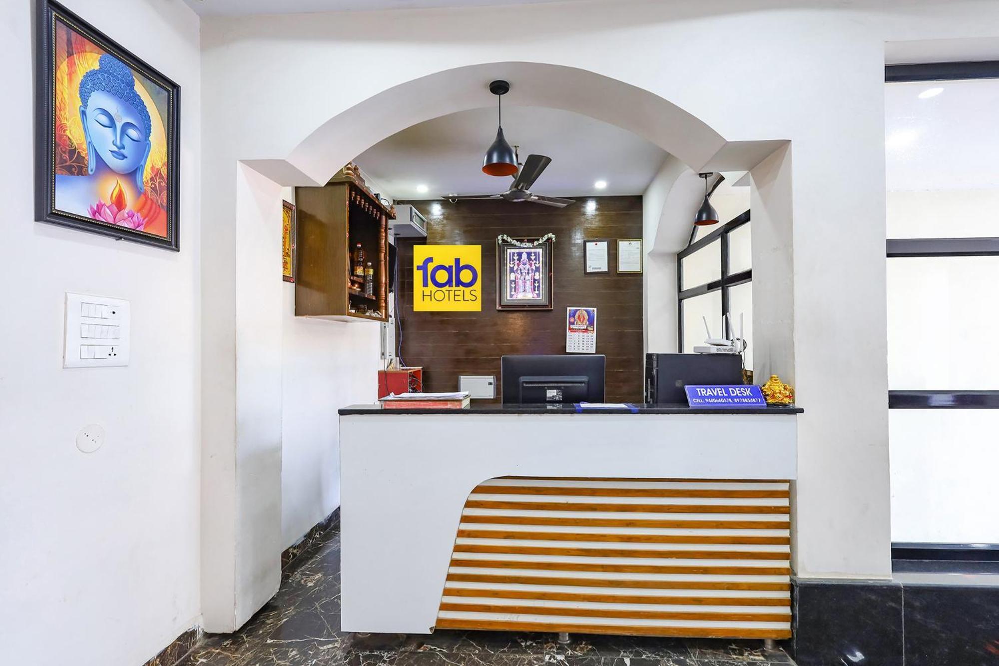 Capital O Lakshmi Residency Hotel Тирупати Екстериор снимка